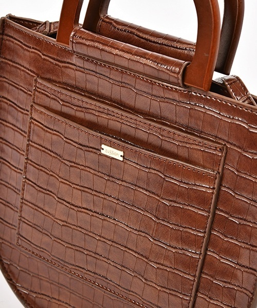 Casselini（キャセリーニ）の「スタッズラウンドBAG（ショルダーバッグ・レディース・ブラック/ブラウン・FREE）」の11枚目の写真