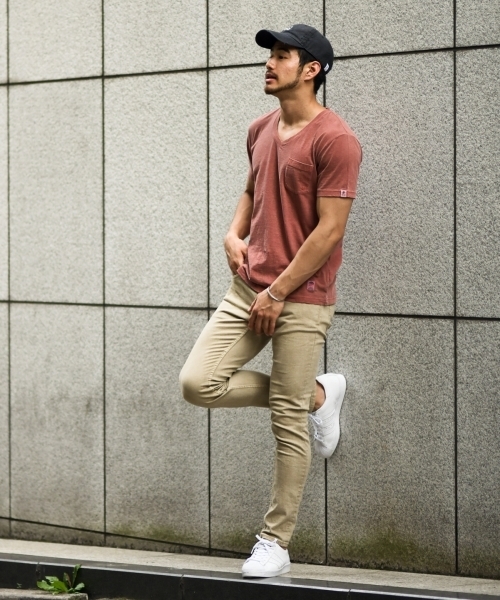 BAYFLOW（ベイフロー）の「USAコットン スラブVネックSST（Tシャツ/カットソー・メンズ・ホワイト/ベージュ/パープル/ネイビー/オリーブ/オレンジ・SMALL/MEDIUM/LARGE）」の7枚目の写真