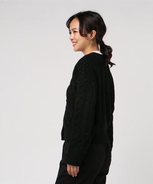 notch.（ノッチ）の「ケーブルニットカーディガン（カーディガン/ボレロ・レディース・ブラック/エンジ/ブラウン/グレー/オフホワイト/ピンク・M）」の8枚目の写真