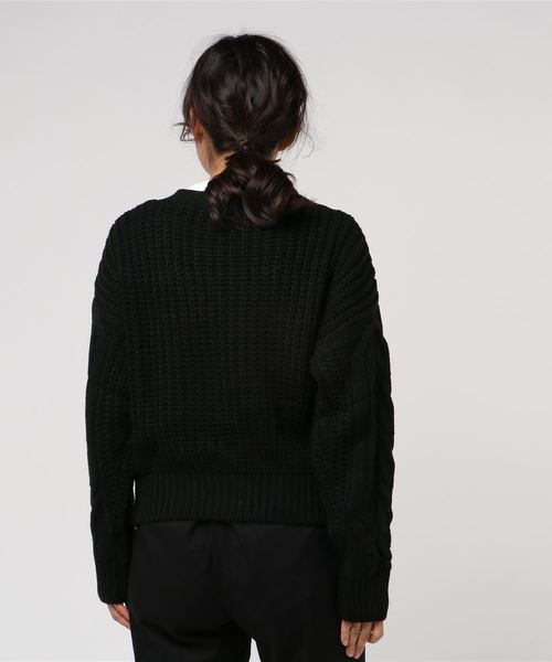 notch.（ノッチ）の「ケーブルニットカーディガン（カーディガン/ボレロ・レディース・ブラック/エンジ/ブラウン/グレー/オフホワイト/ピンク・M）」の7枚目の写真