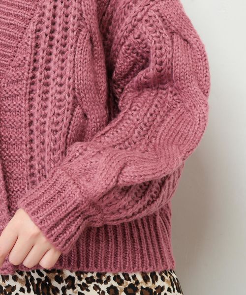 natural couture(ナチュラルクチュール)の「ふんわりショートケーブルカーディガン(カーディガン/ボレロ・レディース・ベージュ/ピンク/オフホワイト/ブラック・FREE)」の9枚目の写真