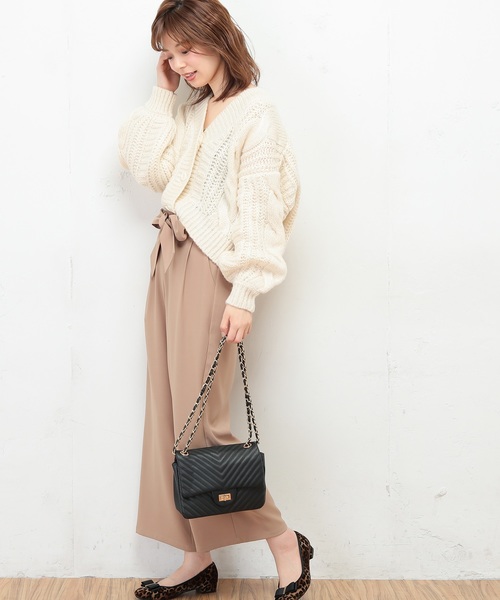 natural couture(ナチュラルクチュール)の「ふんわりショートケーブルカーディガン(カーディガン/ボレロ・レディース・ベージュ/ピンク/オフホワイト/ブラック・FREE)」の17枚目の写真