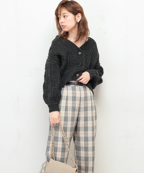 natural couture(ナチュラルクチュール)の「ふんわりショートケーブルカーディガン(カーディガン/ボレロ・レディース・ベージュ/ピンク/オフホワイト/ブラック・FREE)」の21枚目の写真