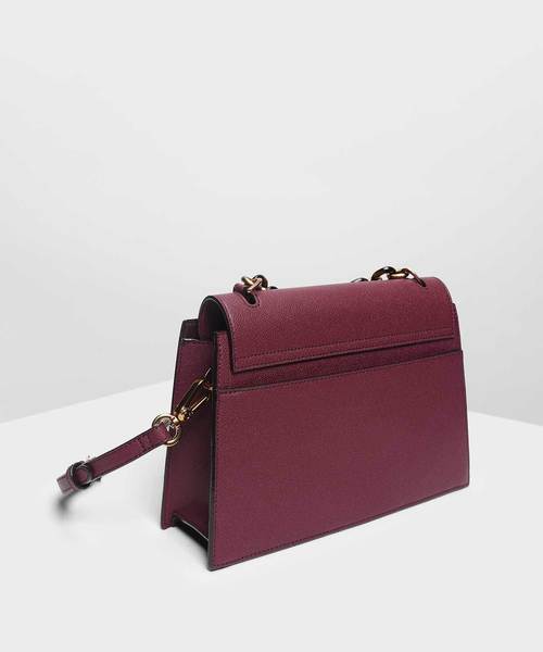 CHARLES & KEITH（チャールズ & キース）の「チェーンハンドルハンドバッグ / Chain Handle Handbag（ハンドバッグ・レディース・ブラック/プラム・M）」の10枚目の写真