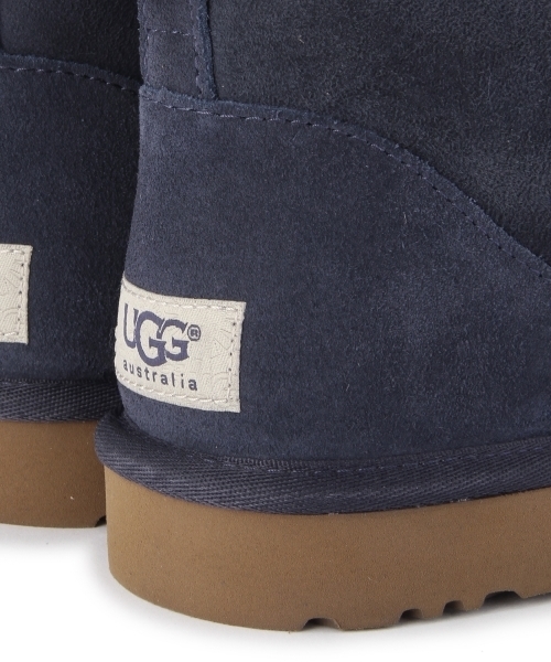 UGG（アグ）の「アグ/UGG Classsic MINI ショートブーツ#（ブーツ・レディース・ブラック/ブラウン/ネイビー・6/7/8）」の8枚目の写真