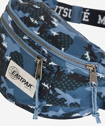 Maison Kitsune（メゾンキツネ）の「BUNDEL（ボディバッグ