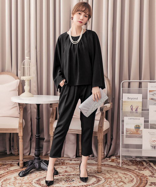 DRESS STAR（ドレス スター）の「フェイクパール×ラインストーンプリーツバッグ（クラッチバッグ・レディース・ブラック/ベージュ/シルバー・フリー）」の5枚目の写真