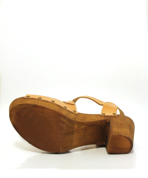 Kastane（カスタネ）の「【Kastane】クロスストラップサンダル（サンダル・レディース・キャメル/ベージュ/ブラック・39/35/36/38/37）」の11枚目の写真