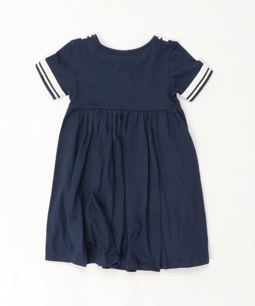 PETIT BATEAU（プチバトー）の「ライトコットンフレアワンピース（ワンピース・キッズ・ネイビー・6YEAR/8YEAR）」の2枚目の写真