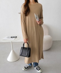 ウォッシャブル薄手ニットソーロング丈クワンピース