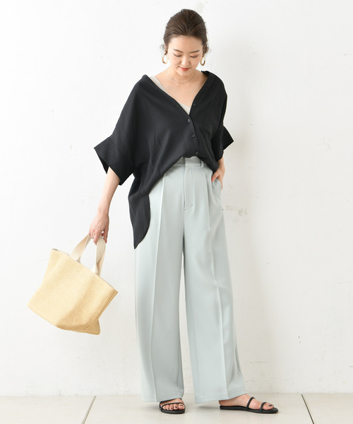 DouDou（ドゥドゥ）の「ワイドカフスシャツ（シャツ/ブラウス・レディース・ブラック/ベージュ・FREE）」の5枚目の写真