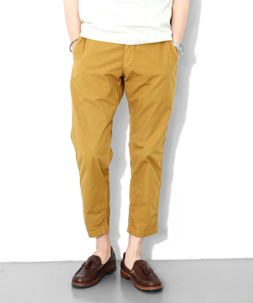 URBAN RESEARCH DOORS MENS(アーバンリサーチ ドアーズ メンズ)の「DOORS コンパクトコットン9分丈トラウザー(その他パンツ・メンズ・ベージュ/カーキ/ブルー・36/40/38)」の2枚目の写真