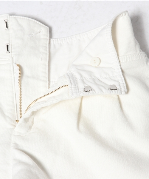 VIS（ビス）の「カットデニムショートパンツ★自宅で洗える★（その他パンツ・レディース・ホワイト・MEDIUM/SMALL）」の6枚目の写真