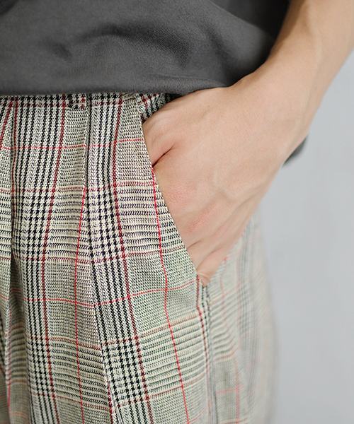 PairPair（ペアペア）の「チェック柄ゆるワイドパンツ（その他パンツ・メンズ・ブラック/ベージュ/ブラウン・FREE）」の15枚目の写真