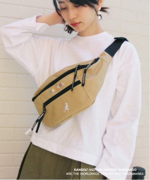 KANGOL（カンゴール）の「【 KANGOL / カンゴール 】 カラフルLOGO ウエストバッグ（ボディバッグ/ウエストポーチ・レディース・ブラック×ホワイト/ブラック/ベージュ/グレー・FREE）」の4枚目の写真
