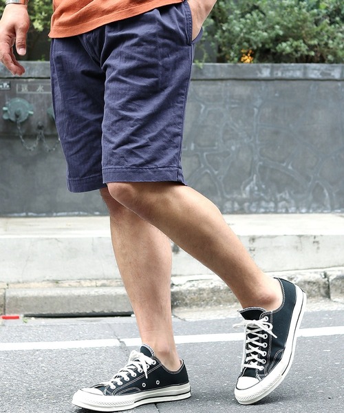 CAL O LINE(キャルオーライン)の「CAL O LINE/キャルオーライン 2 TUCK HB SHORTS ヘリンボーンショーツ(その他パンツ・メンズ・オリーブ/ネイビー/ベージュ・L/M)」の3枚目の写真