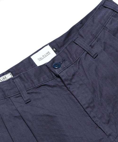 CAL O LINE(キャルオーライン)の「CAL O LINE/キャルオーライン 2 TUCK HB SHORTS ヘリンボーンショーツ(その他パンツ・メンズ・オリーブ/ネイビー/ベージュ・L/M)」の6枚目の写真
