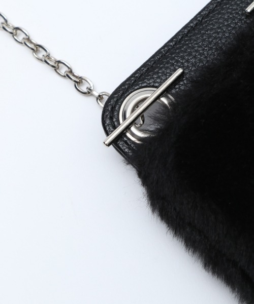 PAGEBOY（ページボーイ）の「ファーウォレットショルダー（ショルダーバッグ・レディース・ブラック/グレイッシュベージュ・FREE）」の13枚目の写真