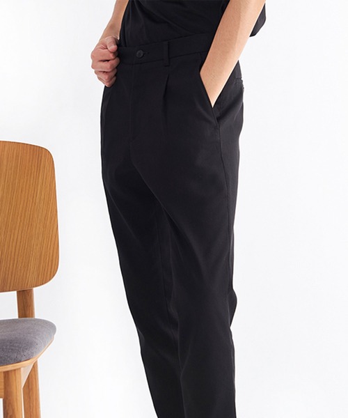 plain-me(プレインミー)の「plain-me 1616 吸湿・汗排出プリーツパンツ(チノパンツ・メンズ・ブラック/ベージュ/カーキ/グレー・SMALL/LARGE/MEDIUM)」の5枚目の写真