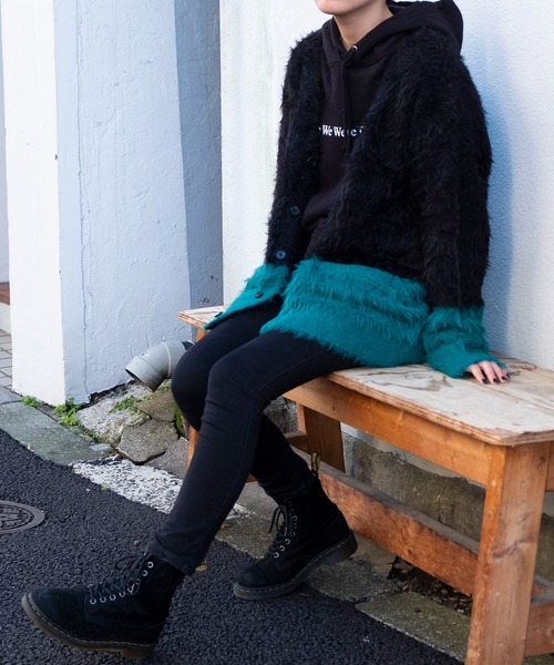 Bonjour Girl(ボンジュールガール)の「【Bonjour Girl】フェザーヤーンバイカラーCardigan(カーディガン/ボレロ・レディース・ブラック/ネイビー/オレンジ/イエロー・L/M/S)」の15枚目の写真