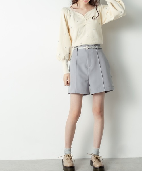 OLIVE des OLIVE（オリーブデオリーブ）の「ベルト付ショートパンツ