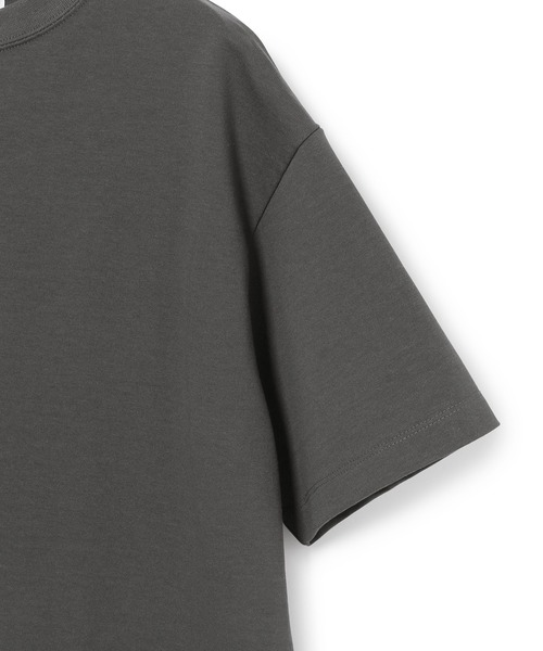 ADAM ET ROPE'（アダムエロペ）の「＜8色展開・選べる2サイズ・洗濯機可＞【一部WEB限定】大人ルーズシルエットTEE（Tシャツ/カットソー・レディース・ホワイト/チャコールグレー/ライトグレー/ブラック/ベージュ/サックスブルー/ミント/クリーム・38/36）」の14枚目の写真