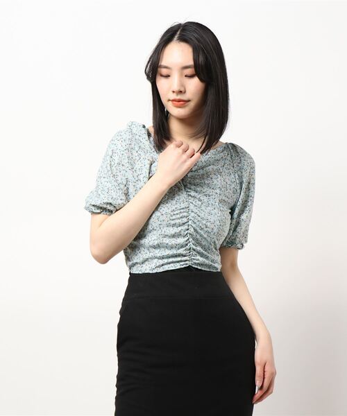 Twinkle;pm(トゥインクルピーエム)の「小花柄ギャザーTOPS(シャツ/ブラウス・レディース・ブラック/ブルー/ホワイト・FREE)」の17枚目の写真