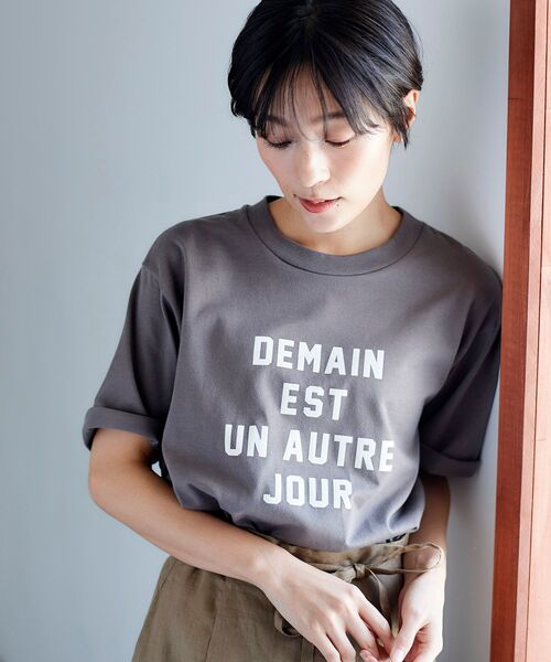 le.coeur blanc(ルクールブラン)の「ロゴプリントTシャツ(Tシャツ/カットソー・レディース・ベージュ/オフホワイト/モカ・38)」の14枚目の写真