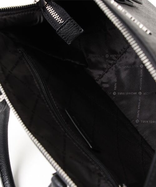 MICHAEL KORS（マイケルコース）の「CHARLOTTE サッチェル ラージ - MKシグネチャー（ハンドバッグ・レディース・ブラック・FREE）」の3枚目の写真