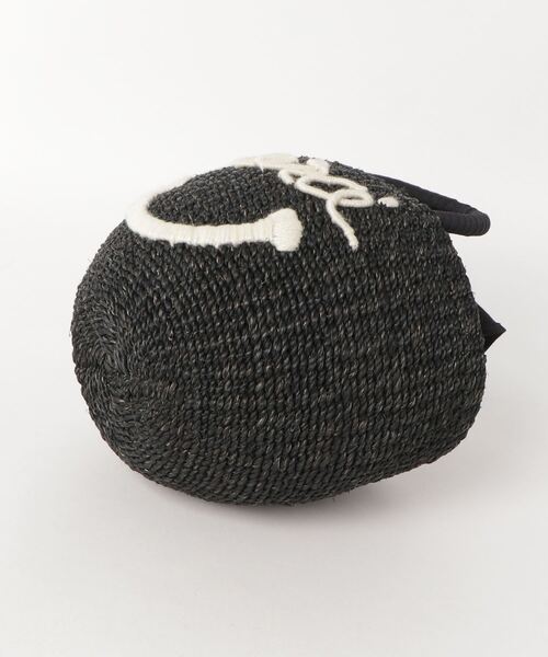 a-jolie(アジョリー)の「【a-jolie/アジョリー】メッセージロゴカゴバッグ(かごバッグ・レディース・ブラック/ベージュ・FREE)」の4枚目の写真