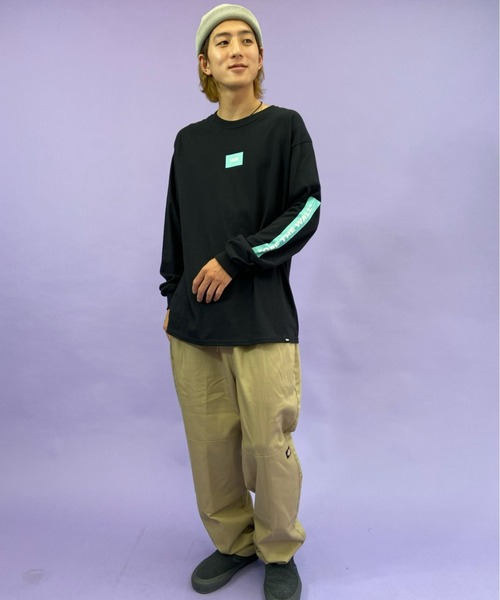 VANS（バンズ）の「VANS/バンズ ボックスロゴ　バックプリントロンT 121K1020400（Tシャツ/カットソー・メンズ・ホワイト/ブラック/ベージュ・S/M/L/XL）」の20枚目の写真