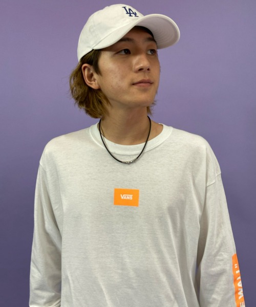 VANS（バンズ）の「VANS/バンズ ボックスロゴ　バックプリントロンT 121K1020400（Tシャツ/カットソー・メンズ・ホワイト/ブラック/ベージュ・S/M/L/XL）」の7枚目の写真