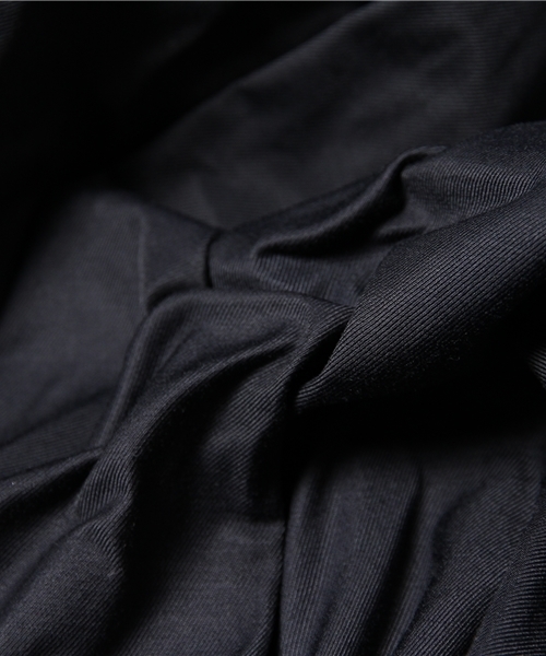 JOURNAL STANDARD（ジャーナルスタンダード）の「メモリーツイル ミッドカーフスカート #（スカート・レディース・ベージュ/ネイビー・38/36/40）」の8枚目の写真