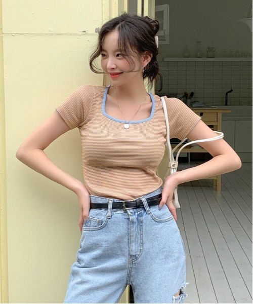 merongshop(メロンショップ)の「MERONGSHOP スクエアネック配色ボーダーTシャツ(Tシャツ/カットソー・レディース・ブラック/オレンジ・FREE)」の3枚目の写真