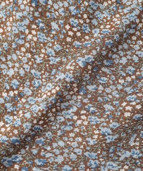 Crisp（クリスプ）の「フラワーラッフルブラウス（シャツ/ブラウス・レディース・ベージュ/ブラウン・FREE）」の12枚目の写真