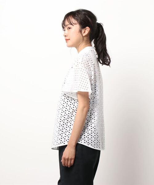 allureville（アルアバイル）の「コットンレースキリカエブラウス