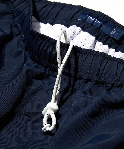NAUTICA(ノーティカ)の「NAUTICA/ノーティカ Re-Nylon Gym Shorts/リサイクルナイロンスイムショーツ/ジムショーツ(その他パンツ・メンズ・ベージュ/イエロー/ブルー/パープル/グレー/ネイビー・LARGE/XX-LARGE/MEDIUM/X-LARGE)」の21枚目の写真
