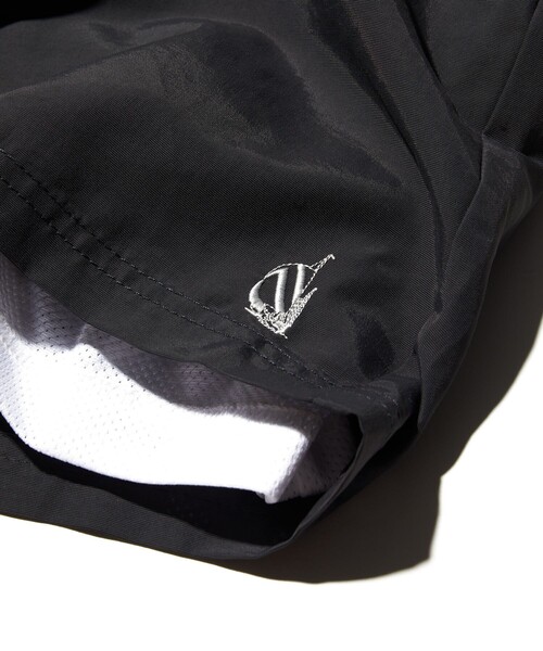 NAUTICA(ノーティカ)の「NAUTICA/ノーティカ Re-Nylon Gym Shorts/リサイクルナイロンスイムショーツ/ジムショーツ(その他パンツ・メンズ・ベージュ/イエロー/ブルー/パープル/グレー/ネイビー・LARGE/XX-LARGE/MEDIUM/X-LARGE)」の14枚目の写真