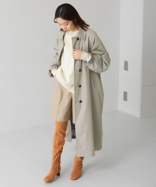 KBF(ケイビーエフ)の「リバーシブルバルカラーコート(ステンカラーコート・レディース・ライトグレー/ベージュ/カーキ・ONE)」の8枚目の写真