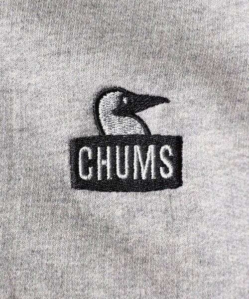 FREAK'S STORE（フリークスストア）の「WEB限定 CHUMS×FREAK'S STORE/チャムス 別注 ワンポイントロゴ 刺繍デザイン クルーネックスウェット/プルオーバー（スウェット・メンズ・ブラック/ヘザーグレー/ナチュラル/ネイビー・SMALL/MEDIUM/LARGE/X-LARGE）」の15枚目の写真