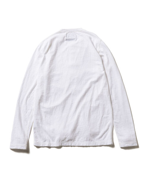 BEAMS PLUS（ビームスプラス）の「BEAMS PLUS / ヘンリーネック ロングスリーブ Tシャツ（Tシャツ/カットソー・メンズ・ブラック/ネイビー/オフホワイト・LARGE/MEDIUM/X-LARGE/SMALL）」の11枚目の写真