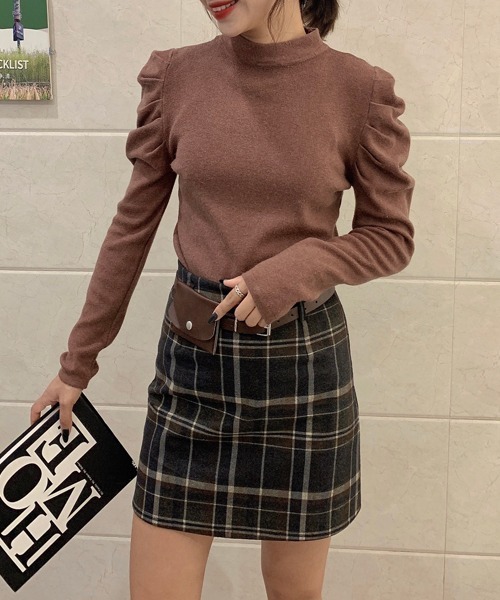 Chaco closet(チャコ クローゼット)の「ハイネックパフスリーブニットトップス(ニット/セーター・レディース・アイボリー/ブラウン/ブラック・FREE)」の3枚目の写真