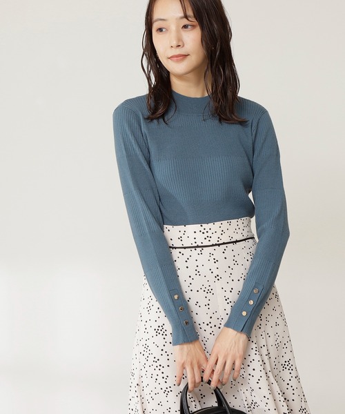 N.(N. Natural Beauty Basic)(エヌエヌナチュラルビューティーベーシック)の「【追加生産】◆ハイネックリブニット(ニット/セーター・レディース・オフホワイト/ブラック/ネイビー/ブルー/ブラウン・MEDIUM)」の5枚目の写真