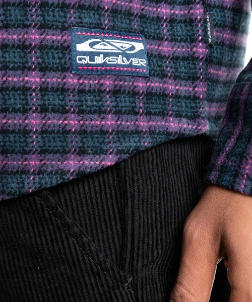 Quiksilver（クイックシルバー）の「INTREPIDE EXPLORER L/クイックシルバー長袖シャツ（シャツ/ブラウス・メンズ・ブラック/ブルー・MEDIUM/LARGE/SMALL）」の6枚目の写真