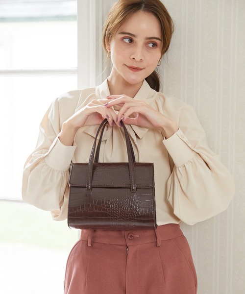 Rewde(ルゥデ)の「【2WAY】クラシカルミニトートバッグ(1R18-BA0514)(トートバッグ・レディース・ブラック/ブラウン/ベージュ・FREE)」の4枚目の写真