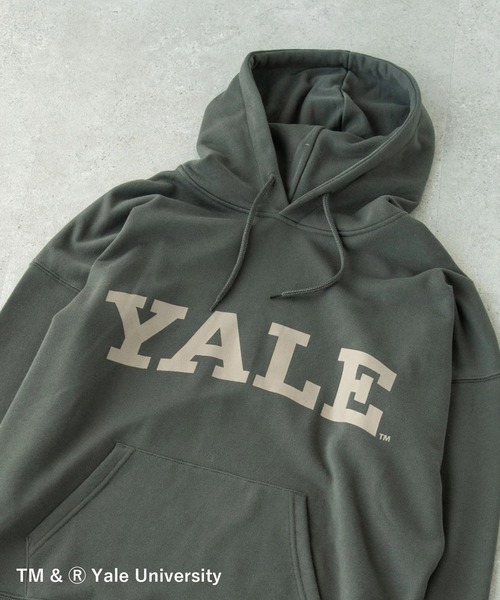 SEVENDAYS=SUNDAY（セブンデイズサンデイ）の「YALE 裏毛プルパーカー　＊（パーカー・レディース・チャコールグレー/ネイビー/アイボリー・S/M/L）」の2枚目の写真