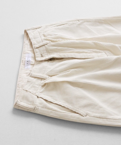 SETTO（セット）の「UNE PANTS：ワイドタックパンツ（その他パンツ・メンズ・ベージュ/ダークブラウン/アイボリー・L/XS/M/S）」の15枚目の写真