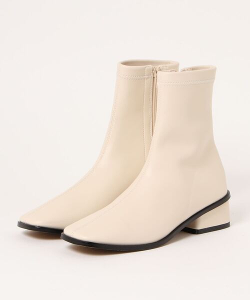 Fabby fabby(ファビィーファビィー)の「ストレッチショートブーツ(ブーツ・レディース・ブラック/ブラウン/オフホワイト・MEDIUM/LARGE/SMALL)」の6枚目の写真