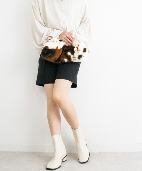 Fabby fabby(ファビィーファビィー)の「ストレッチショートブーツ(ブーツ・レディース・ブラック/ブラウン/オフホワイト・MEDIUM/LARGE/SMALL)」の10枚目の写真