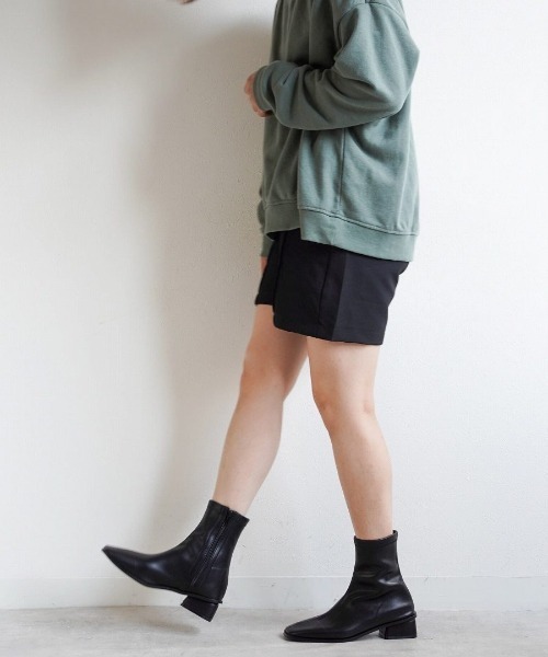 Fabby fabby(ファビィーファビィー)の「ストレッチショートブーツ(ブーツ・レディース・ブラック/ブラウン/オフホワイト・MEDIUM/LARGE/SMALL)」の14枚目の写真